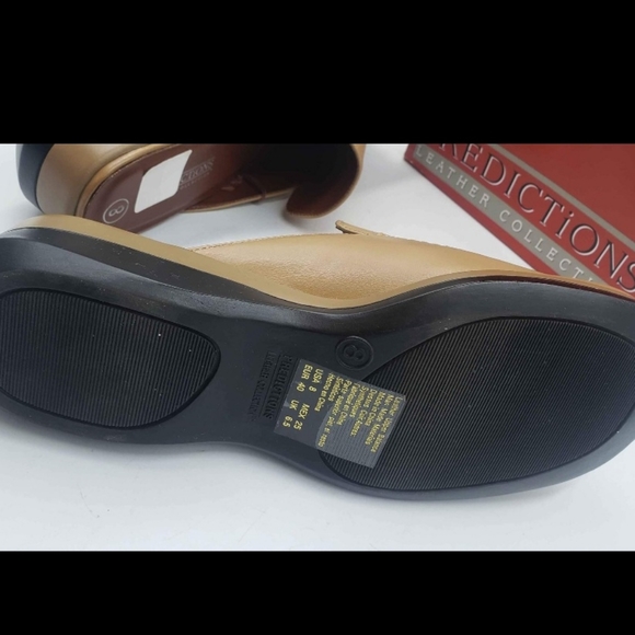 Predictions Leather Collection Women's Brown Sandals  , Size 8 - Picture 8 of 8